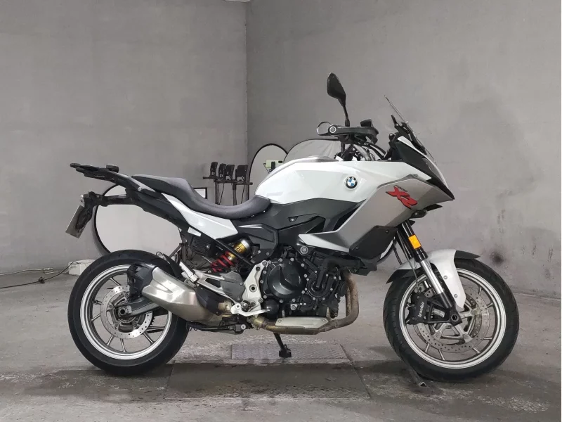 BMW BMW F900XR