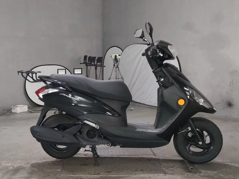 Yamaha AXIS Z