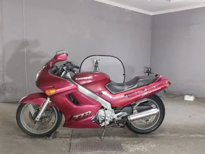 Kawasaki ZZR250