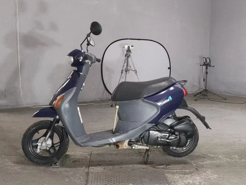 Suzuki LET S4