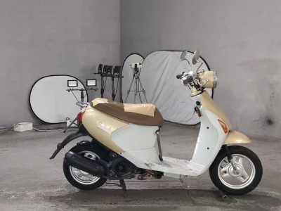 Suzuki LET S4