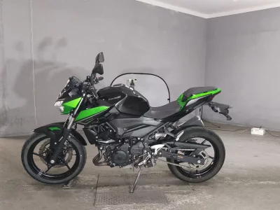 Kawasaki Z400
