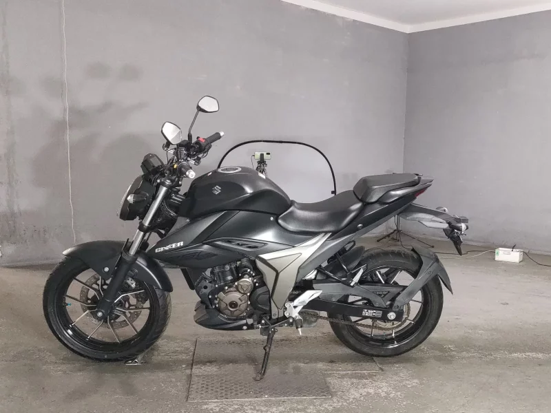 Suzuki JIKUSA-250