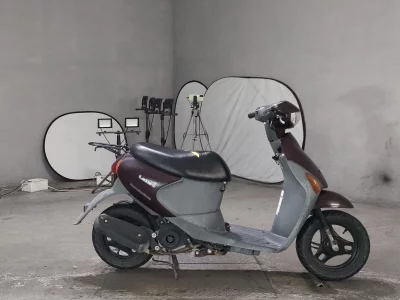 Suzuki LET S4
