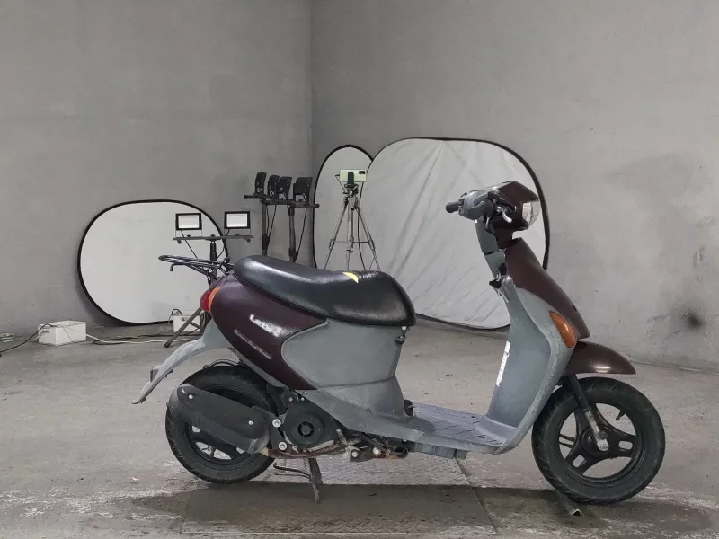 Suzuki LET S4