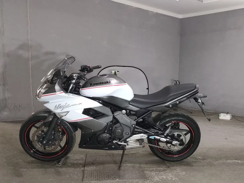 Kawasaki NINJA400R
