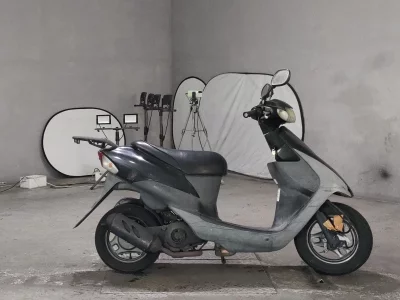 Suzuki LET S2