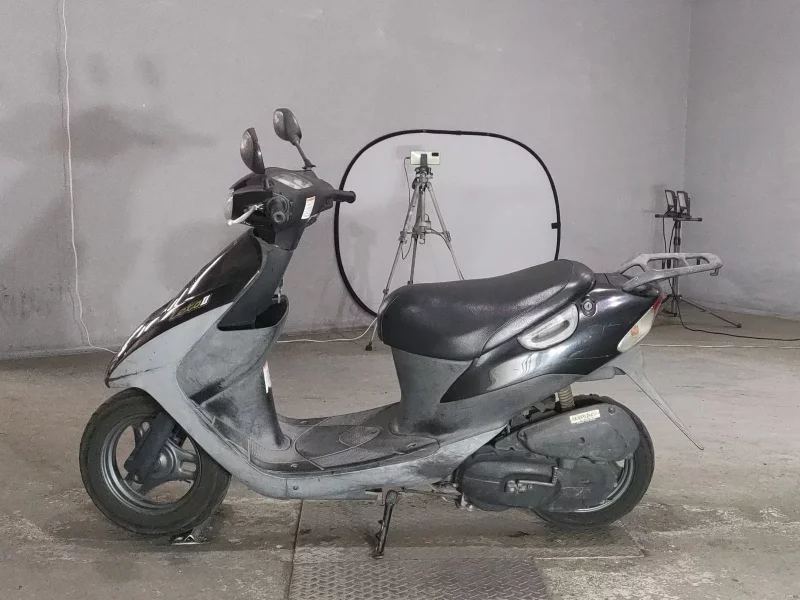 Suzuki LET S2