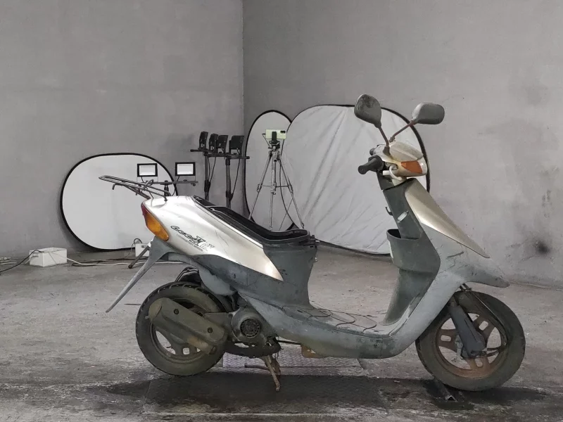 Suzuki LET S2