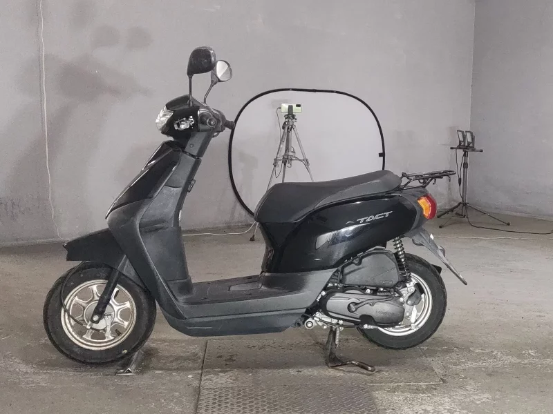 Honda TACT BASIC