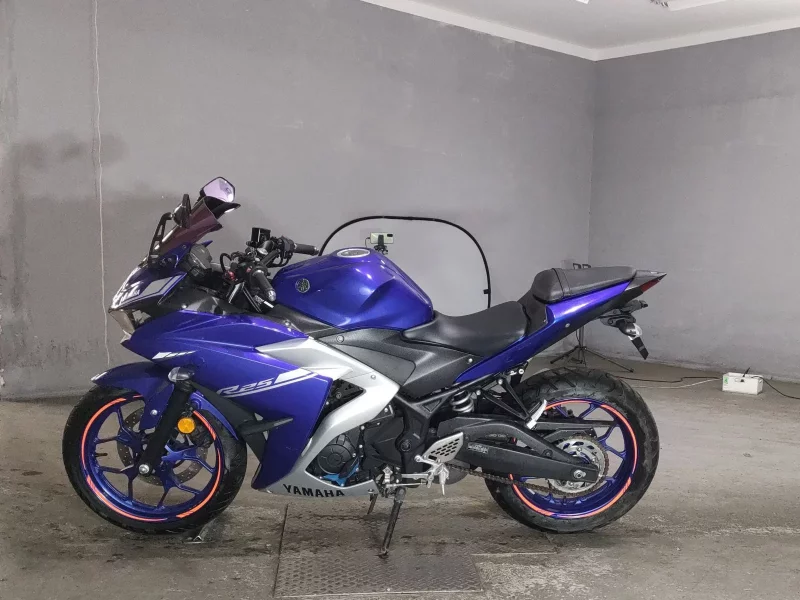 Yamaha YZF-R25