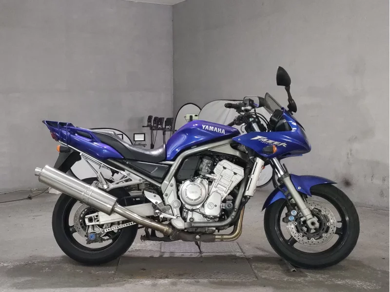 Yamaha FZS1000 FEATHER