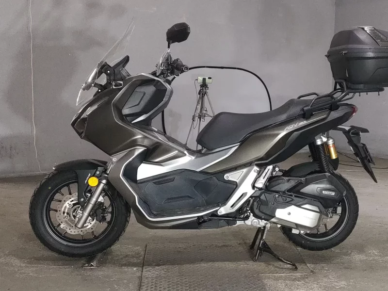 Honda ADV150