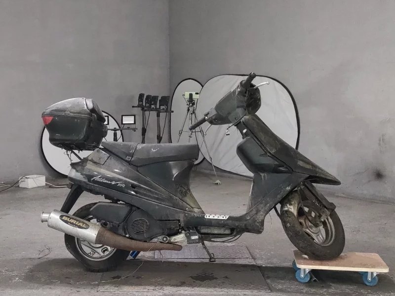 Suzuki ADDRESS V100