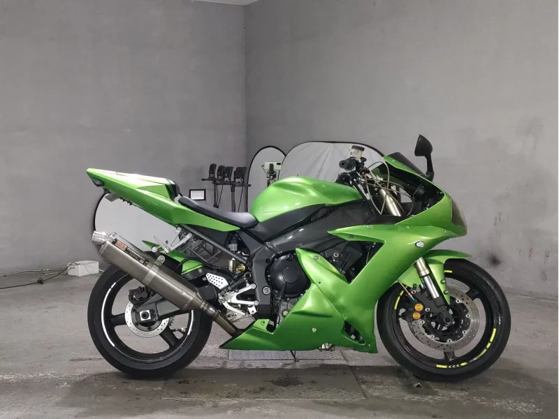 Yamaha YZF-R1