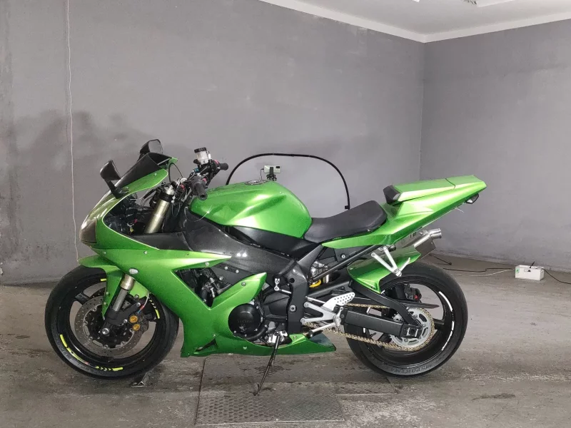 Yamaha YZF-R1