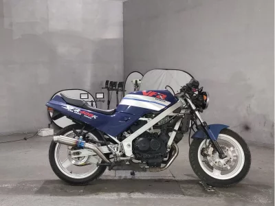 Honda VFR400 TRAINING CAR