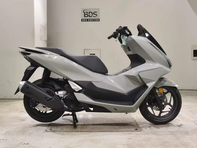 Honda PCX125-4
