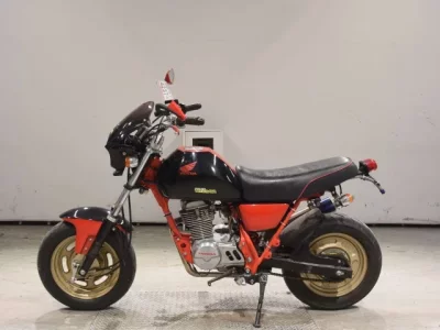 Honda APE100
