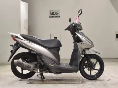 Suzuki ADDRESS110-2