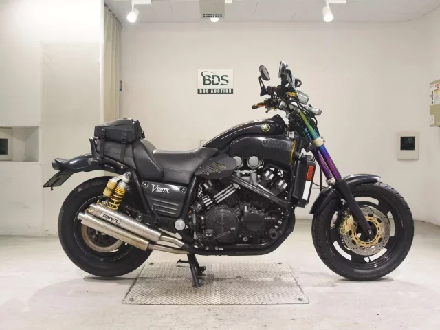 Yamaha V-MAX