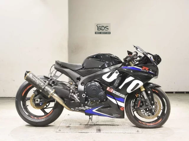 Suzuki GSX-R750