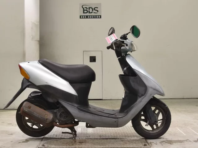 Suzuki LET S2