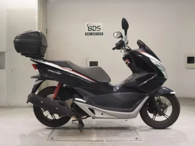 Honda PCX125-2