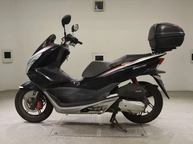 Honda PCX125-2