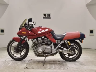 Suzuki GSX750S KATANA