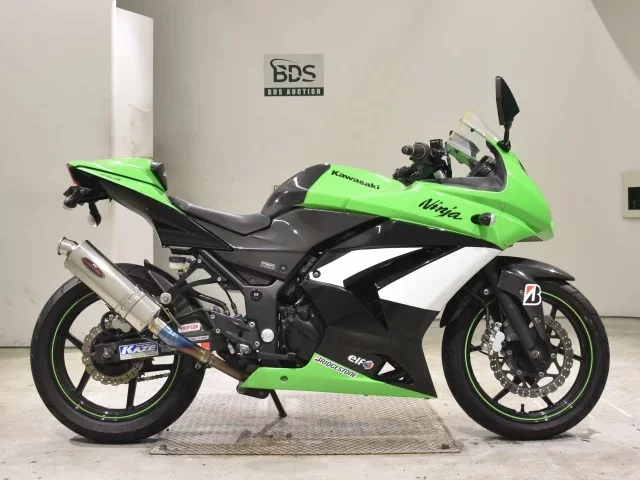 Kawasaki NINJA250R