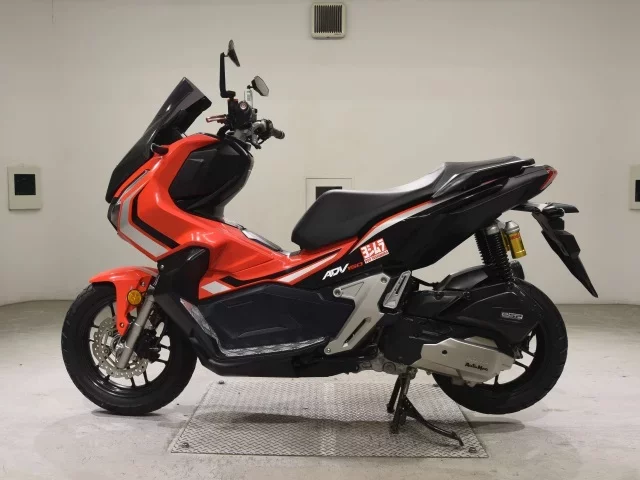 Honda ADV150