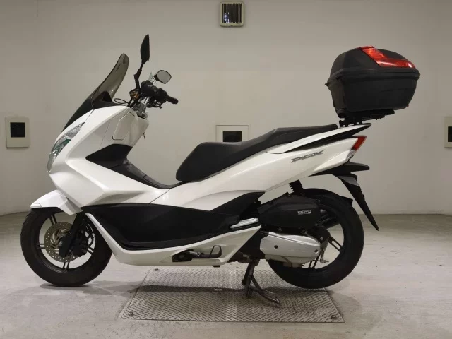 Honda PCX125-2