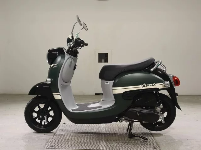 Yamaha VINO-4