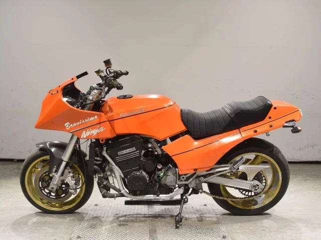 Kawasaki GPZ900R