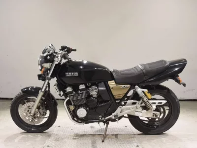 Yamaha XJR400 SHO LOUIS NOT EQUIPPED