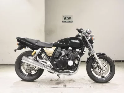Yamaha XJR400 SHO LOUIS NOT EQUIPPED