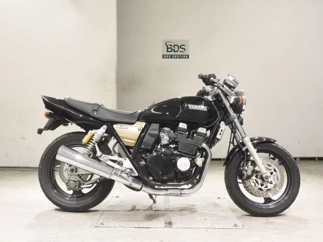 Yamaha XJR400 SHO LOUIS NOT EQUIPPED