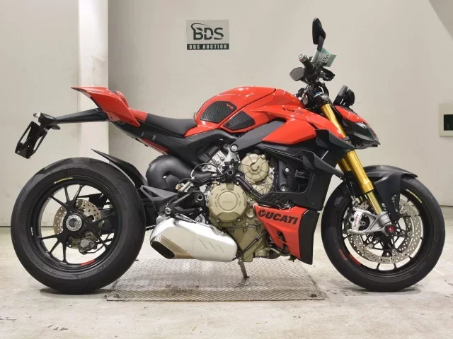 Ducati DUCATI STREET FIGHTER V4S