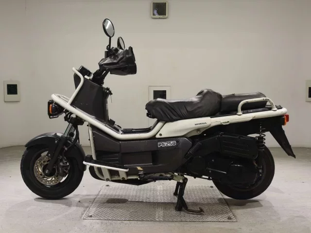 Honda PS250