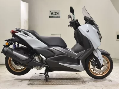 Yamaha X-MAX