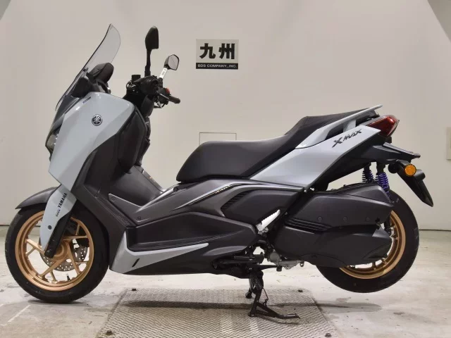 Yamaha X-MAX