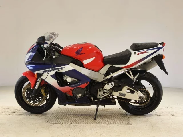 Honda CBR900RR