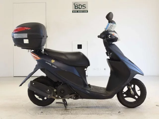 Suzuki ADDRESS V50-3