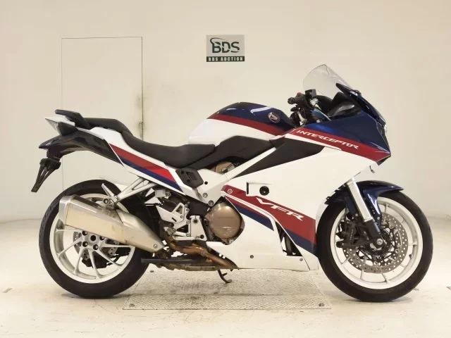 Honda VFR800F