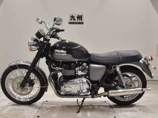 Triumph TRIUMPH BONNEVILLE T100