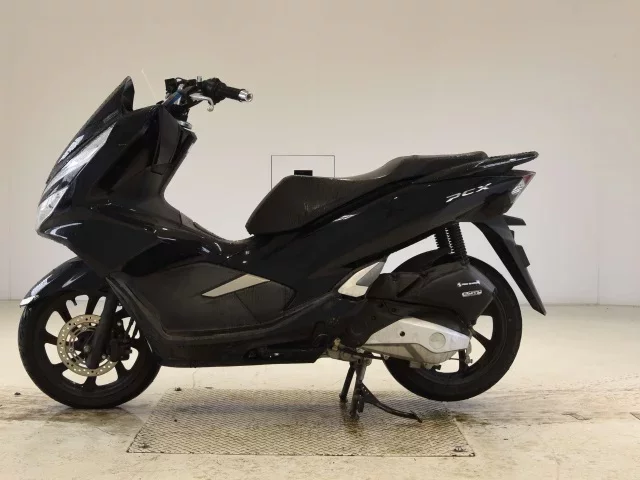 Honda PCX125-3