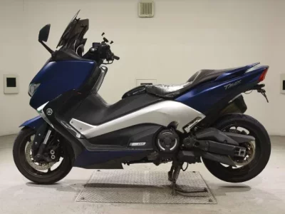 Yamaha T-MAX530DX