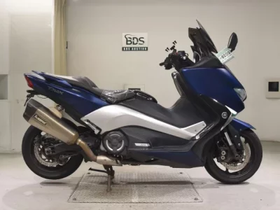 Yamaha T-MAX530DX