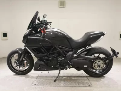 Ducati DUCATI DIAVEL CARBON
